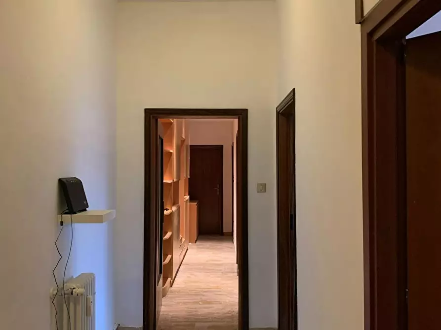 Immagine 8 di Camera in affitto  in Via della Torretta a Bologna