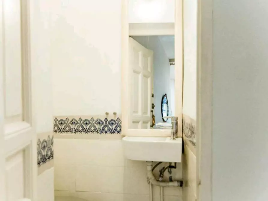 Immagine 7 di Appartamento in affitto  in Calle de San Hermenegildo a Madrid