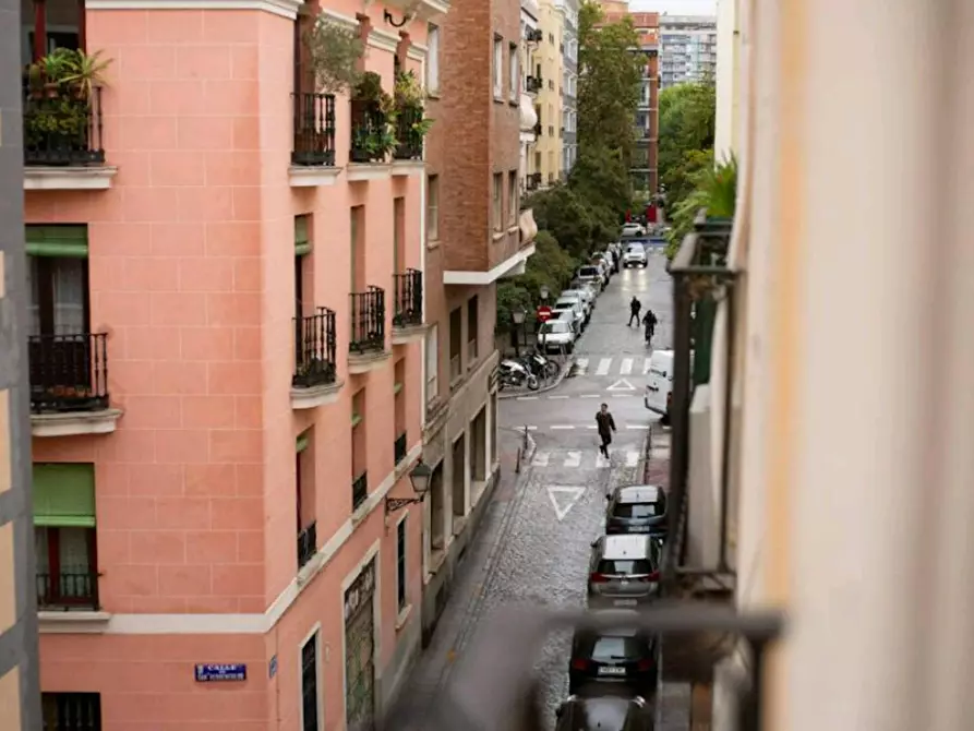 Immagine 5 di Appartamento in affitto  in Calle de San Hermenegildo a Madrid