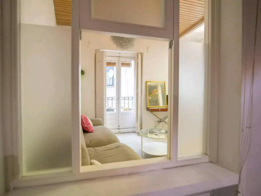 Immagine 9 di Appartamento in affitto  in Calle de San Hermenegildo a Madrid