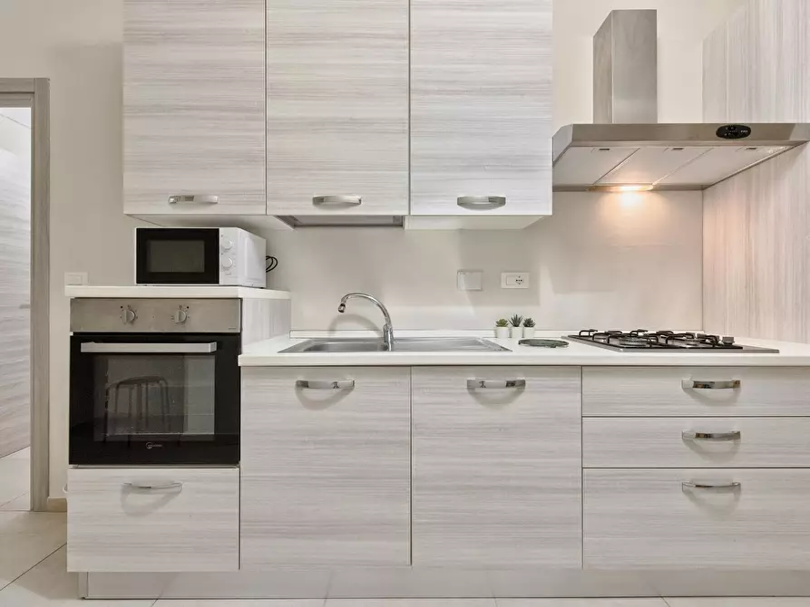 Immagine 9 di Camera in affitto  in Via Nizza a Torino