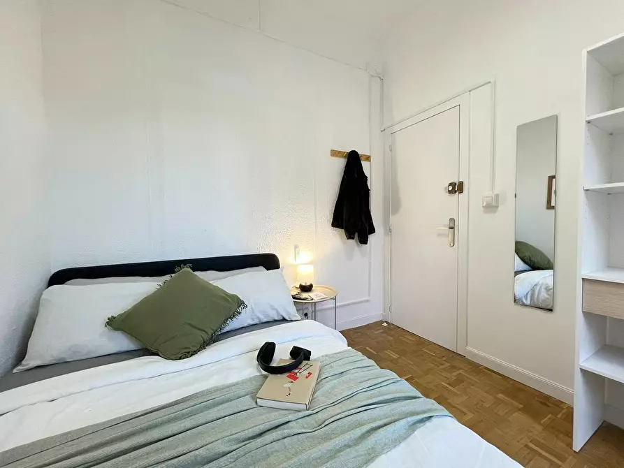 Immagine 3 di Camera in affitto  in Calle de San Bernardo a Madrid