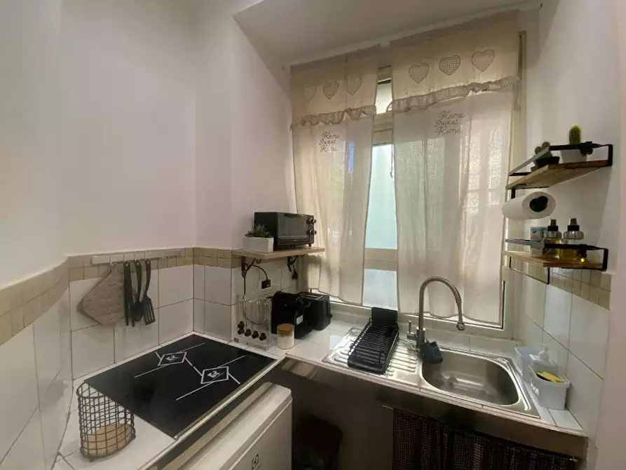 Immagine 5 di Appartamento in affitto  in Via Pasquale Tola a Roma