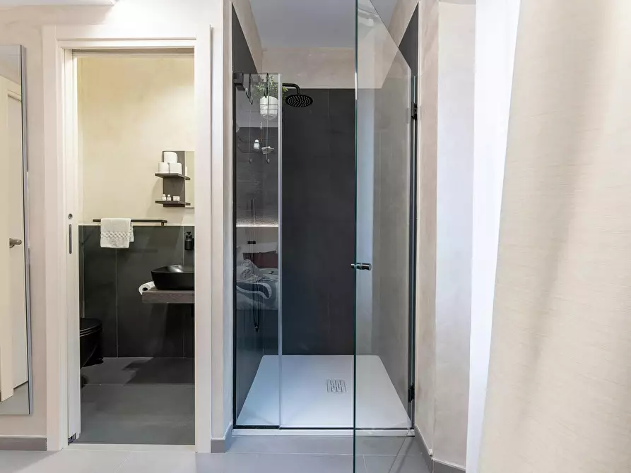 Immagine 7 di Camera in affitto  in Via Faenza a Firenze