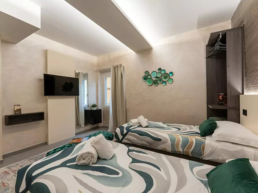 Immagine 9 di Camera in affitto  in Via Faenza a Firenze