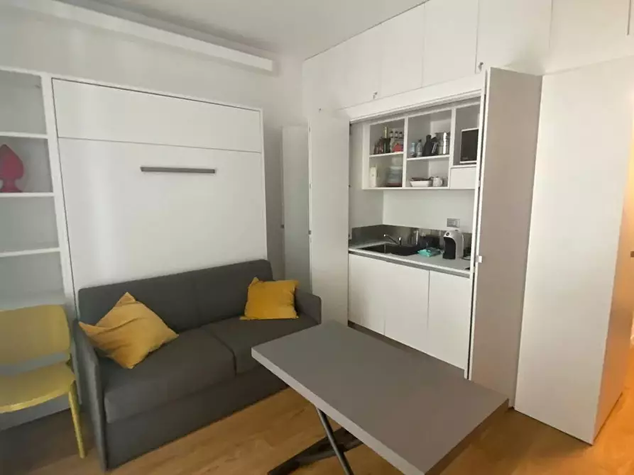 Immagine 1 di Appartamento in affitto  in Via Pasquale Paoli a Milano