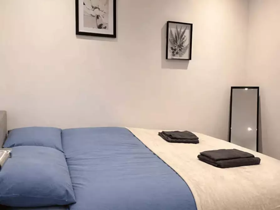 Immagine 9 di Casa indipendente in affitto  in Cloister Street a 