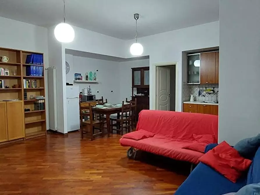 Immagine 8 di Camera in affitto  in Via San Giovanni Maggiore Pignatelli a Napoli