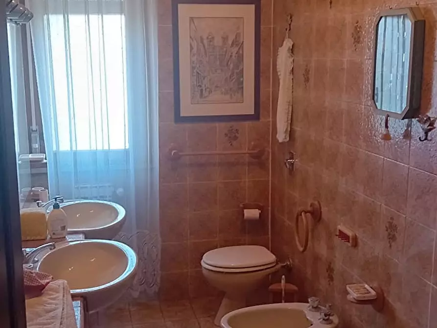 Immagine 10 di Camera in affitto  in Via Riccardo Forster a Roma