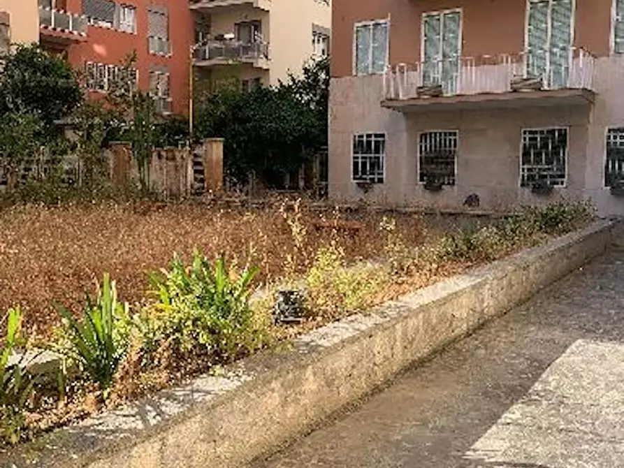 Immagine 1 di Camera in affitto  in Via Bassano del Grappa a Roma