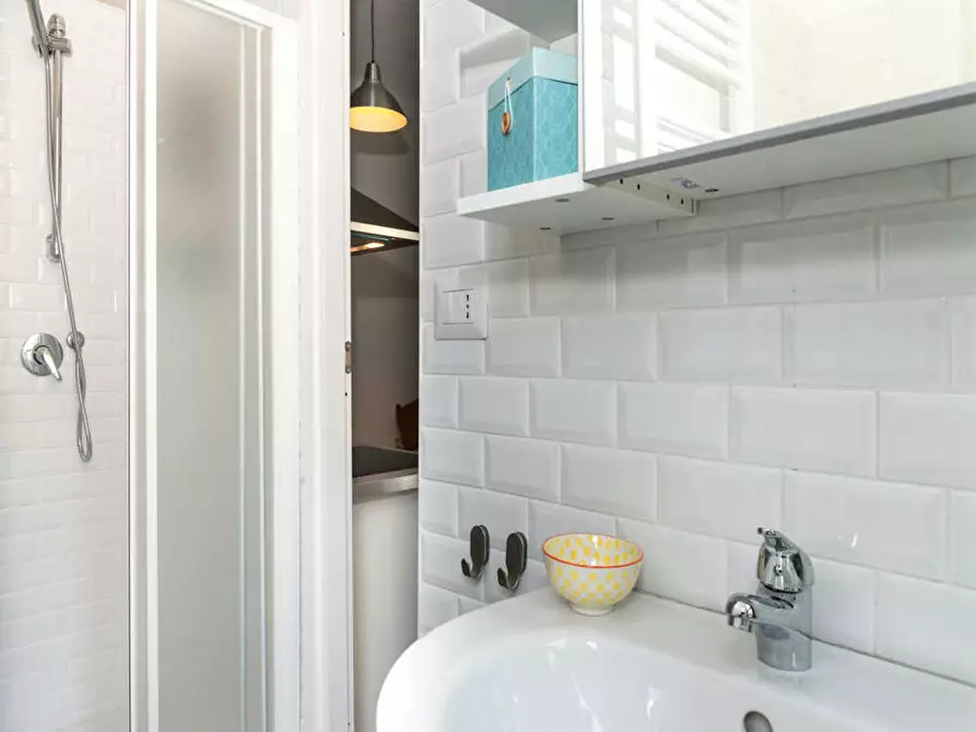 Immagine 9 di Appartamento in affitto  in Via Paolo Bassi a Milano