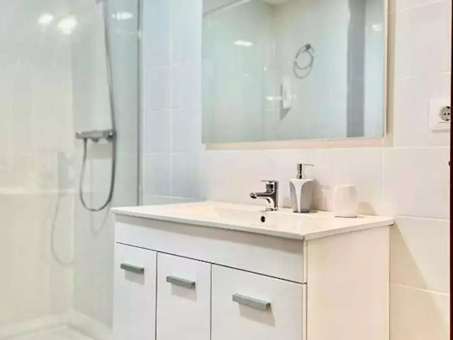 Immagine 8 di Appartamento in affitto  in Rúa de García Barbón a Vigo