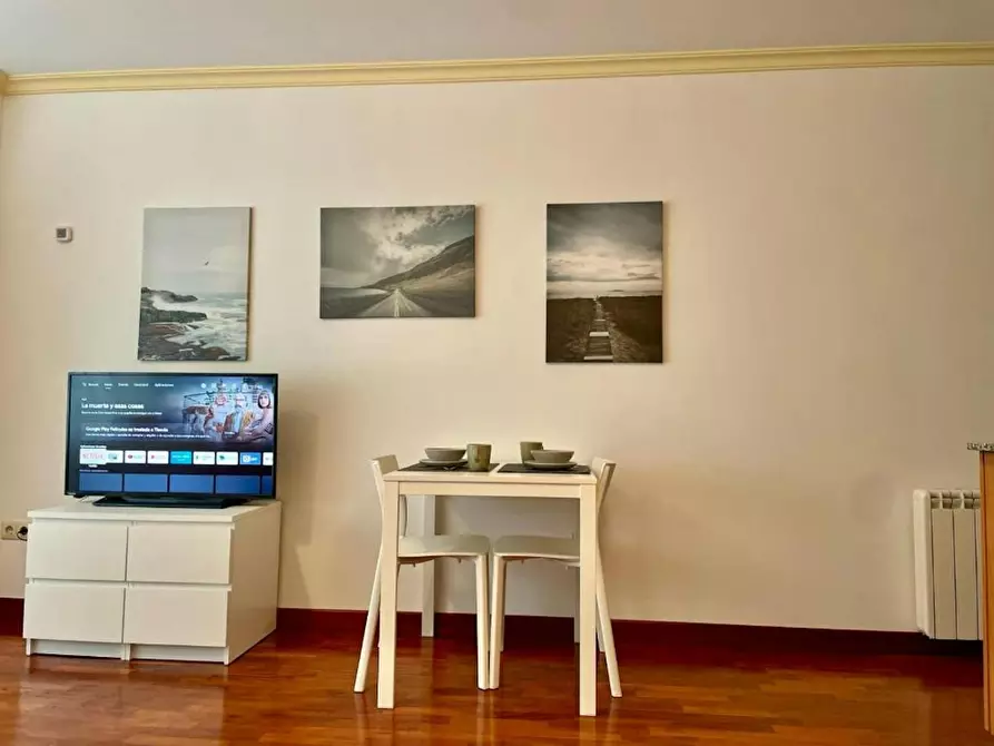 Immagine 2 di Appartamento in affitto  in Rúa López de Neira a Vigo
