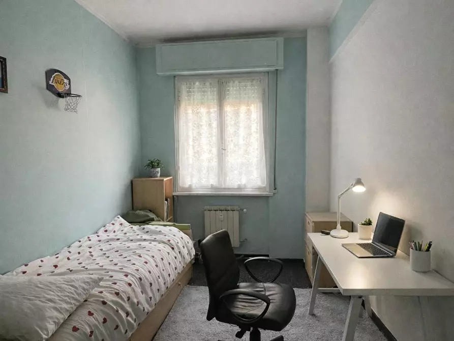 Immagine 1 di Camera condivisa in affitto  in Via Arturo Ferretto a Genova