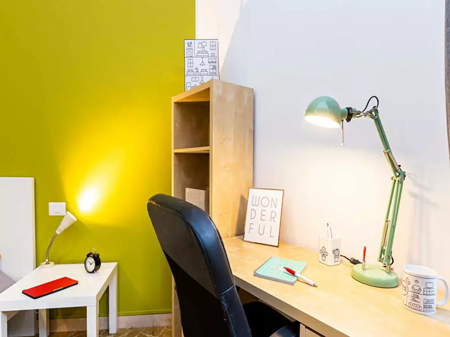 Immagine 9 di Camera in affitto  in Corso Vercelli a Milano