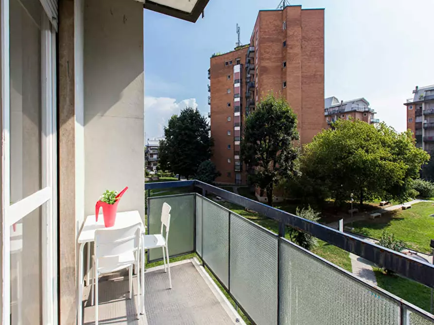 Immagine 2 di Camera in affitto  in Via delle Acacie a Buccinasco