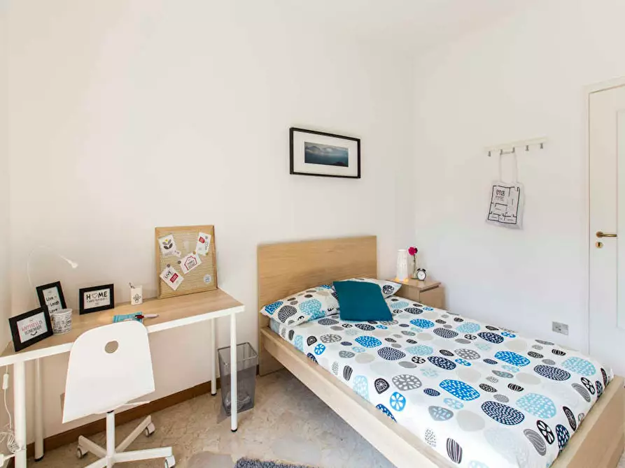 Immagine 8 di Camera in affitto  in Via delle Acacie a Buccinasco