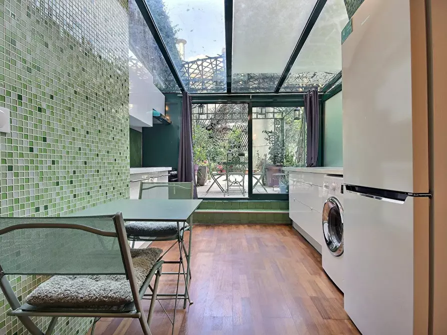 Immagine 9 di Appartamento in affitto  in Rue Jean Nicot a Paris 07
