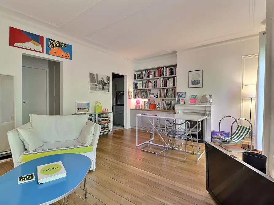 Immagine 5 di Appartamento in affitto  in Rue des Pyrénées a Paris 20
