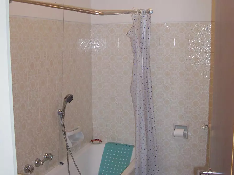 Immagine 5 di Camera in affitto  in Corso del Popolo a Padova