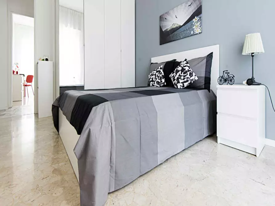 Immagine 1 di Camera in affitto  in Via Damiano Chiesa a Sesto San Giovanni