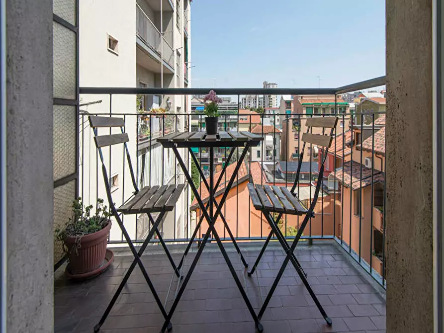 Immagine 6 di Camera in affitto  in Via Damiano Chiesa a Sesto San Giovanni