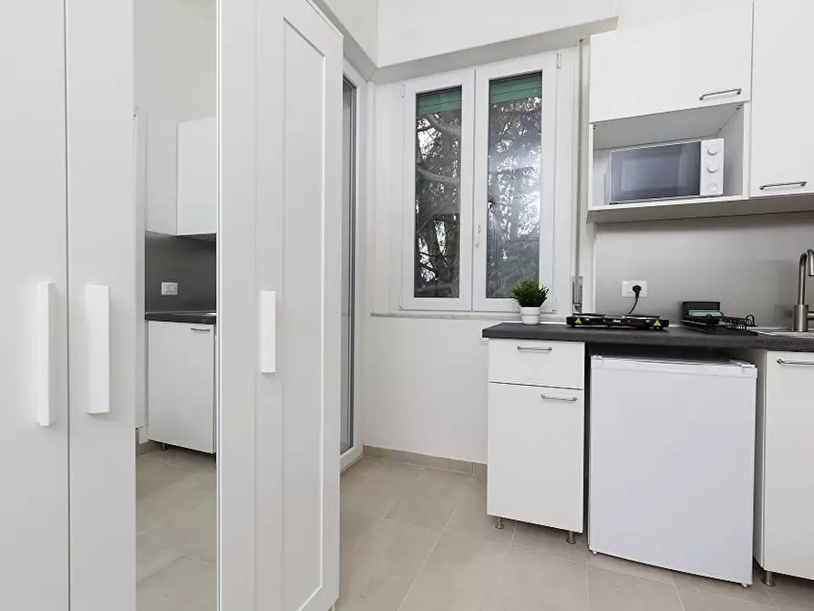 Immagine 4 di Camera in affitto  in Viale Fratelli Spazzoli a Forli'