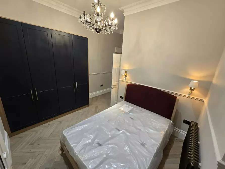 Immagine 8 di Appartamento in affitto  in Philbeach Gardens a Kensington