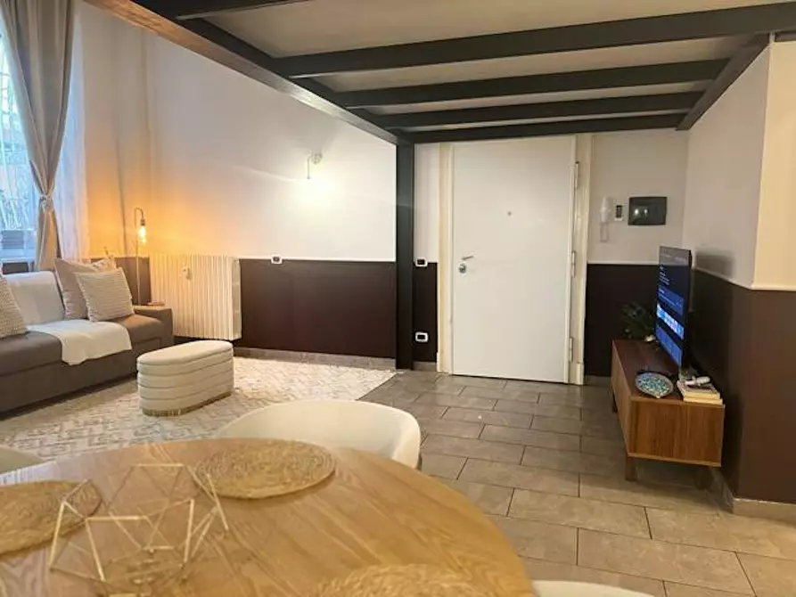 Immagine 7 di Appartamento in affitto  in Via Verona a Milano