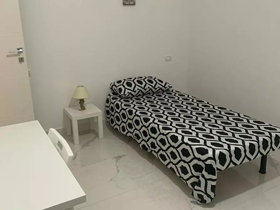 Immagine 2 di Camera in affitto  in Viale Giustiniano Imperatore a Roma