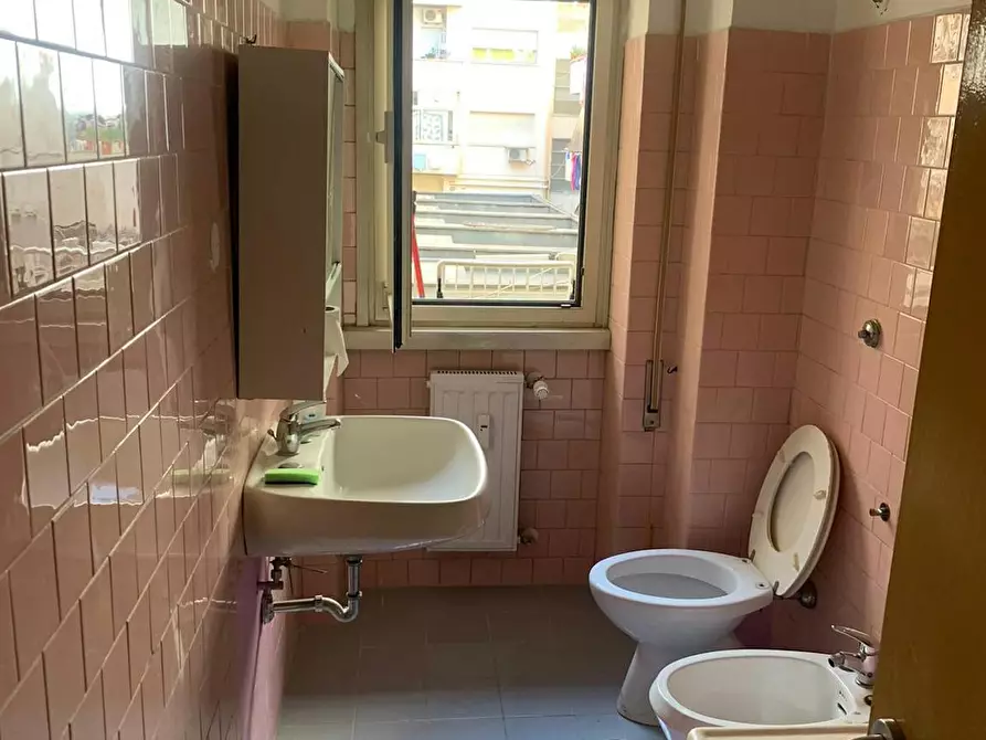 Immagine 9 di Camera in affitto  in Via Cesare Arzelà a Roma