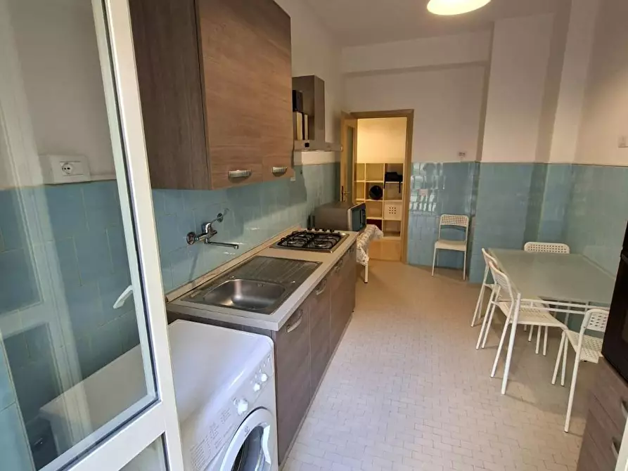 Immagine 7 di Camera in affitto  in Via Cesare Arzelà a Roma