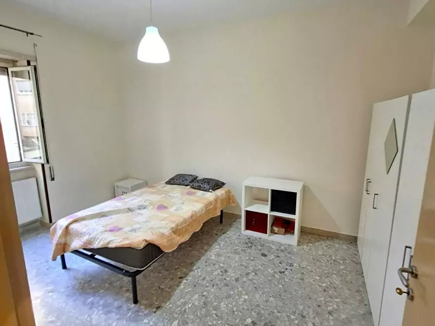 Immagine 1 di Camera in affitto  in Via Cesare Arzelà a Roma