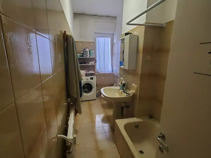 Immagine 5 di Camera in affitto  in Via Gabbro a Milano