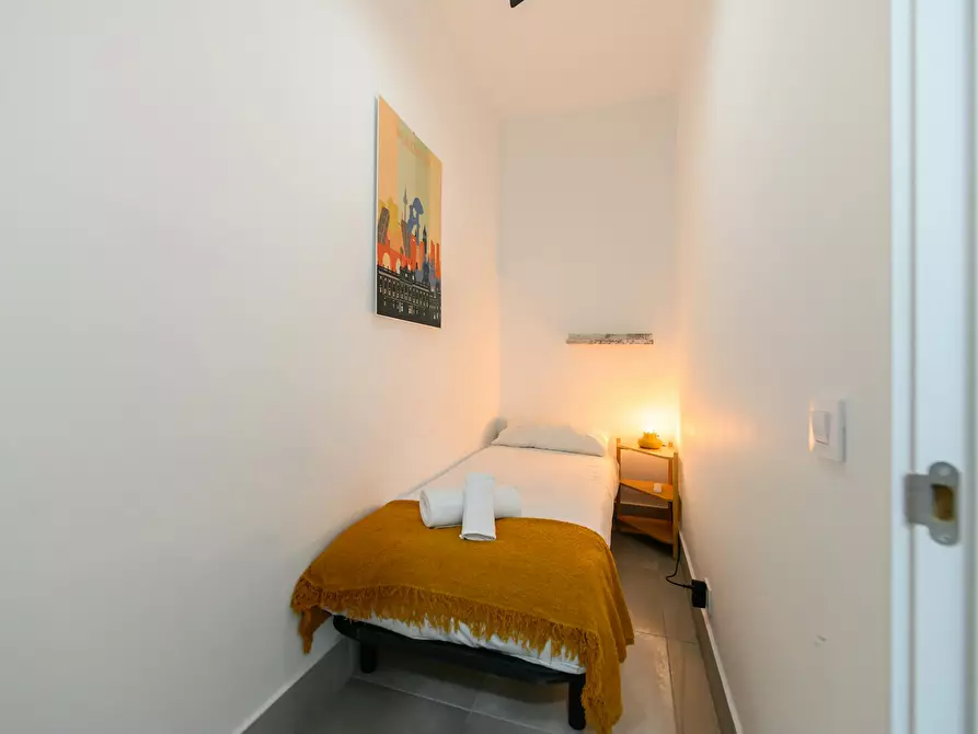 Immagine 5 di Appartamento in affitto  in Calle de los Robles a Madrid