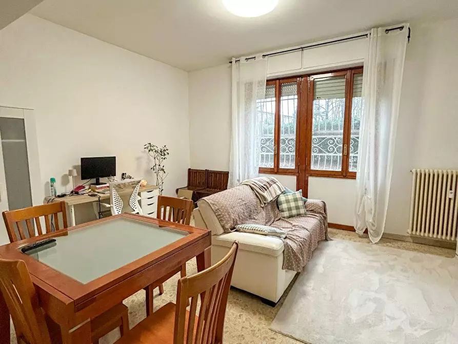 Immagine 5 di Appartamento in affitto  in Viale dell'Umanesimo a Roma