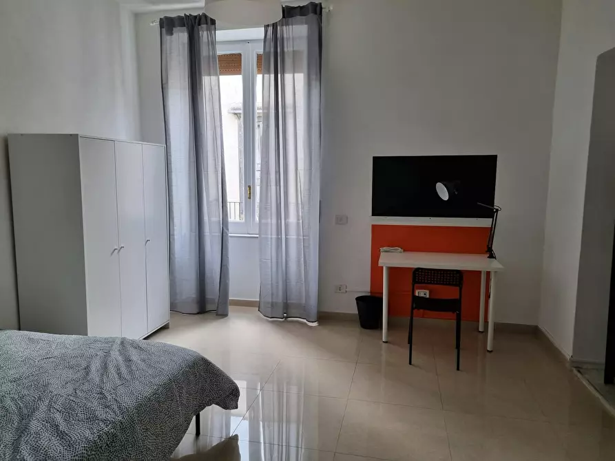 Immagine 1 di Camera in affitto  in Via Pietro Trinchera a Napoli