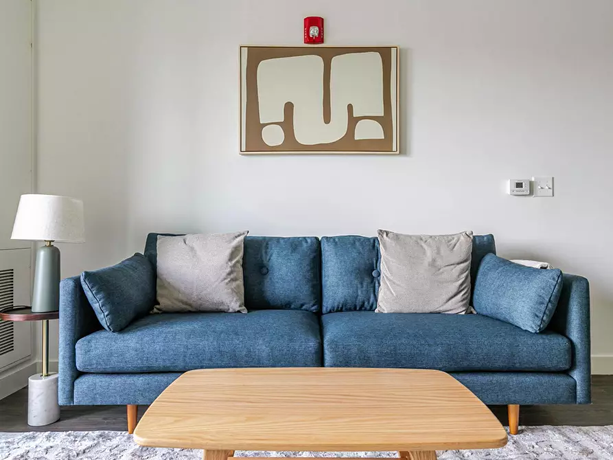 Immagine 2 di Appartamento in affitto  in North Addison Avenue a Ancona