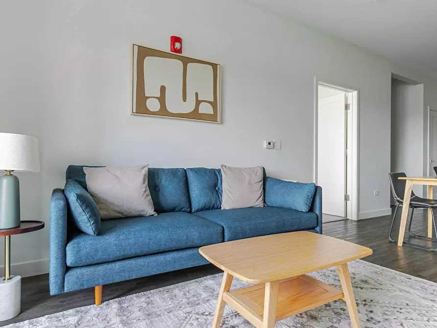 Immagine 3 di Appartamento in affitto  in North Addison Avenue a Ancona