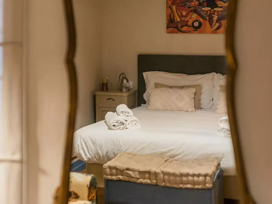 Immagine 6 di Appartamento in affitto  in Via Broccaindosso a Bologna