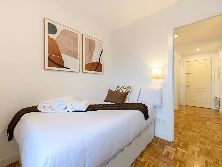 Immagine 7 di Appartamento in affitto  in Calle del Moscatelar a Madrid