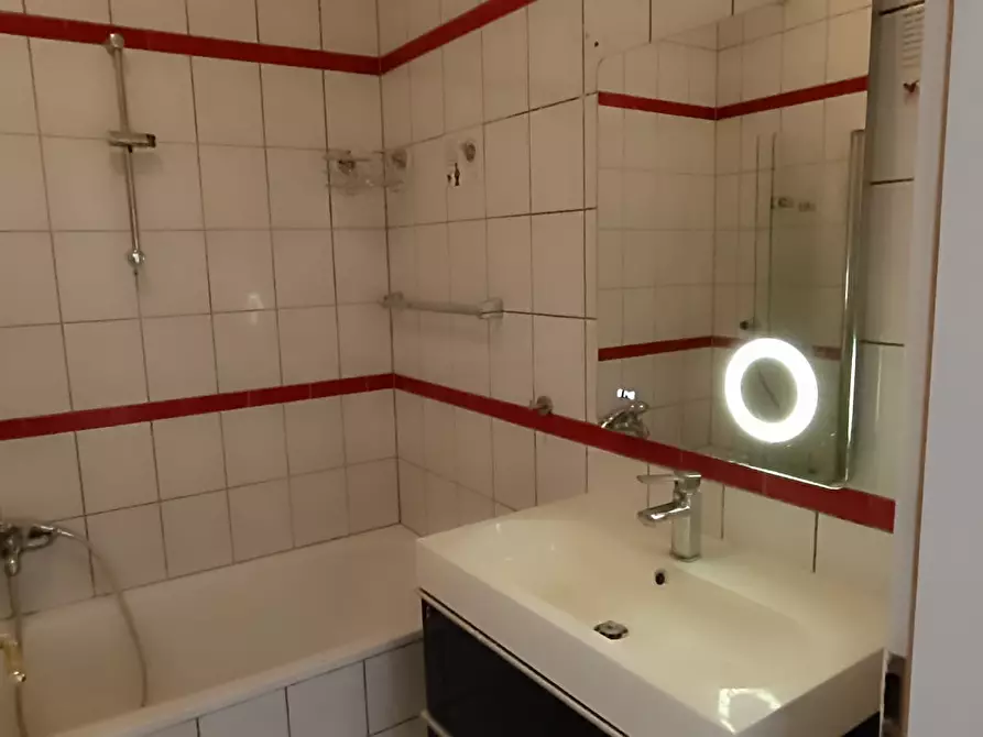 Immagine 9 di Camera in affitto  in Saarlandstraße a Dortmund