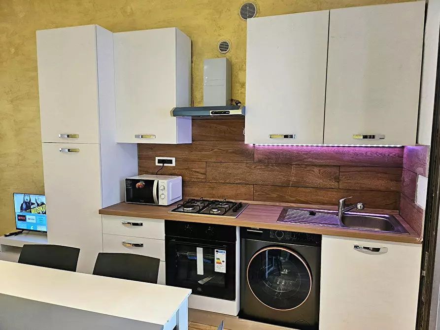 Immagine 9 di Camera condivisa in affitto  in Corso Novara a Torino