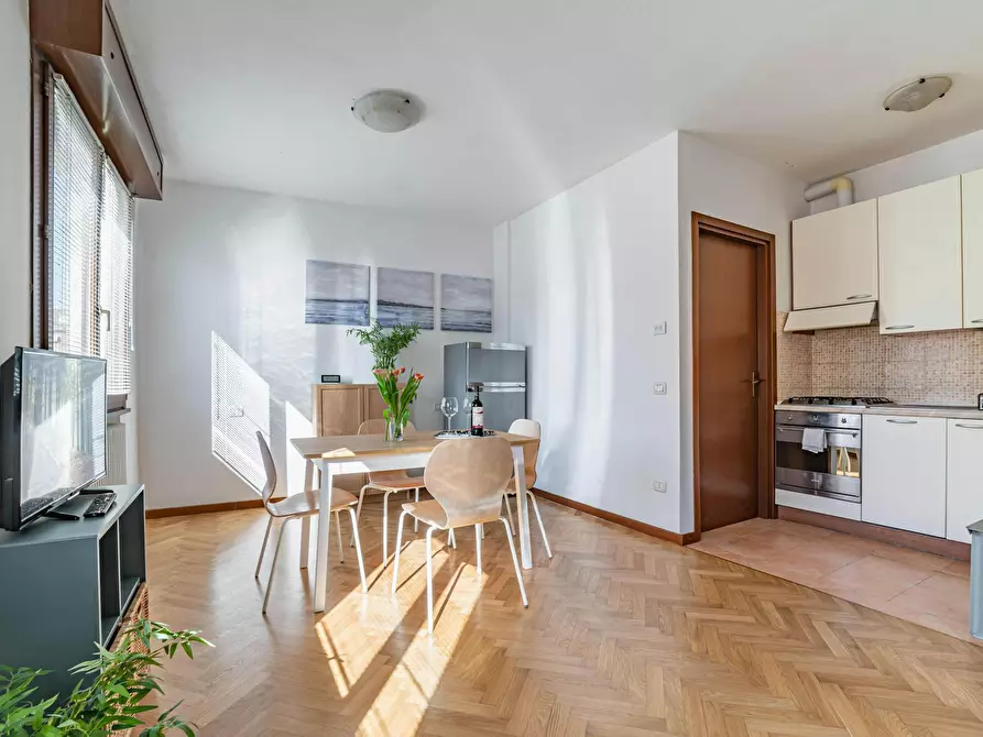 Immagine 2 di Appartamento in affitto  in Via Marino Mazzacurati a Parma