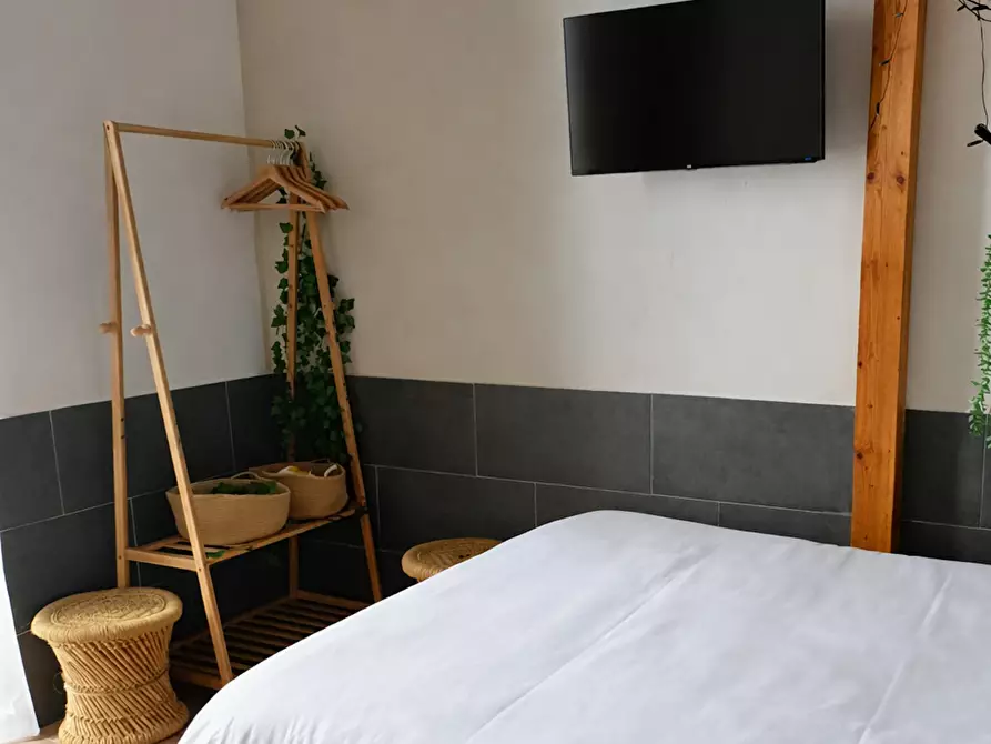 Immagine 6 di Appartamento in affitto  in Piazza Principe Umberto a Napoli