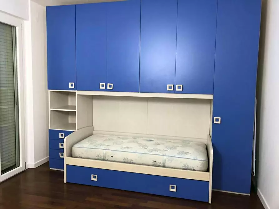 Immagine 2 di Camera in affitto  in Via Oriana Fallaci a Peschiera Borromeo