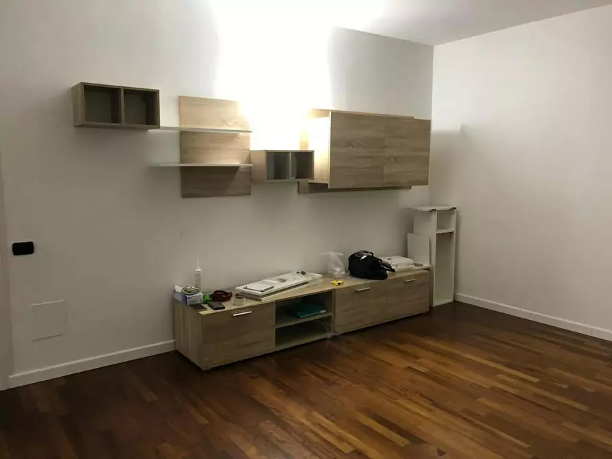 Immagine 9 di Camera in affitto  in Via Oriana Fallaci a Peschiera Borromeo