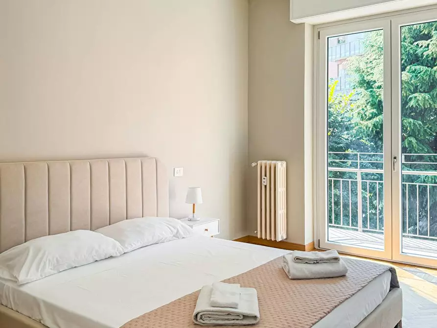 Immagine 1 di Camera in affitto  in Via Sondrio a Torino