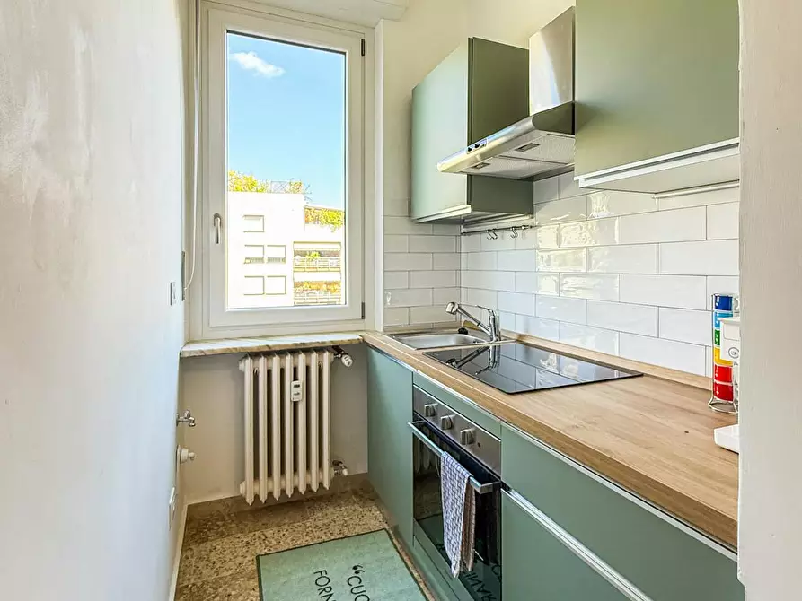 Immagine 8 di Camera in affitto  in Via Sondrio a Torino