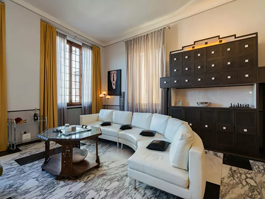 Immagine 3 di Appartamento in affitto  in Piazza San Michele a Lucca